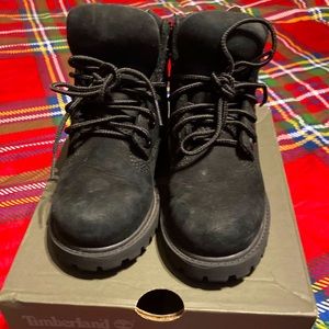 *USED* Timberland Boots Size 9C (Black)